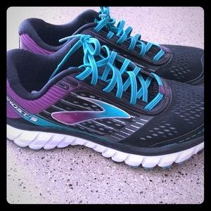 Brooks Running Shoes 10W